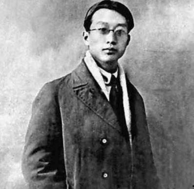 瞿秋白家庭背景,出身名门，革命先驱的传奇人生