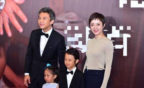 马伊利最近生活照,简约时尚，尽显优雅魅力