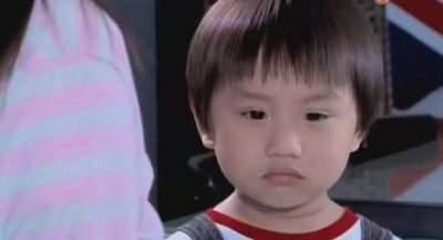 小小彬一家五口照片,五口之家温馨合影