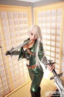 土豪让女主播现场换衣,土豪豪掷千金，女主播现场换衣秀风采