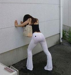 美女内急图片,巧妙应对展现智慧与优雅