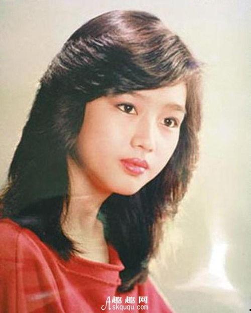 朱丽倩的家庭背景,出身名门，优雅与智慧并重的豪门媳妇